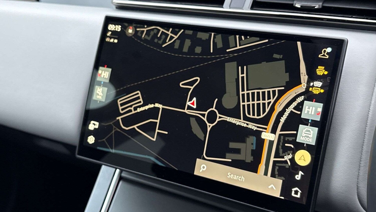 Used Land Rover Range Rover Velar 2024 for sale - 77011022: Photo 11