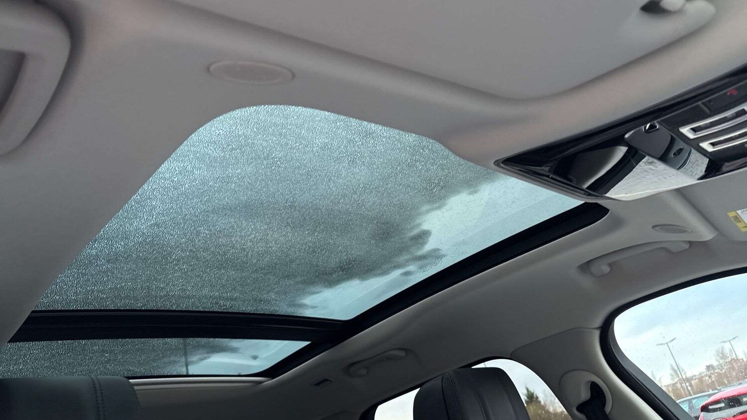 Used Land Rover Range Rover Velar 2024 for sale - 77011022: Photo 21