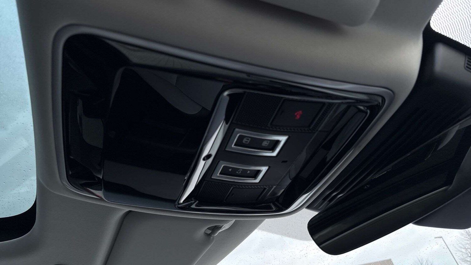 Used Land Rover Range Rover Velar 2024 for sale - 77011022: Photo 23