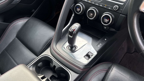 Used Jaguar E-Pace 2020 for sale - 75981309: Photo 13
