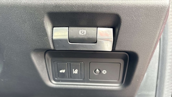 Used Jaguar E-Pace 2020 for sale - 75981309: Photo 32