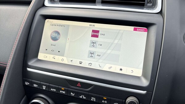 Used Jaguar E-Pace 2020 for sale - 75981309: Photo 34