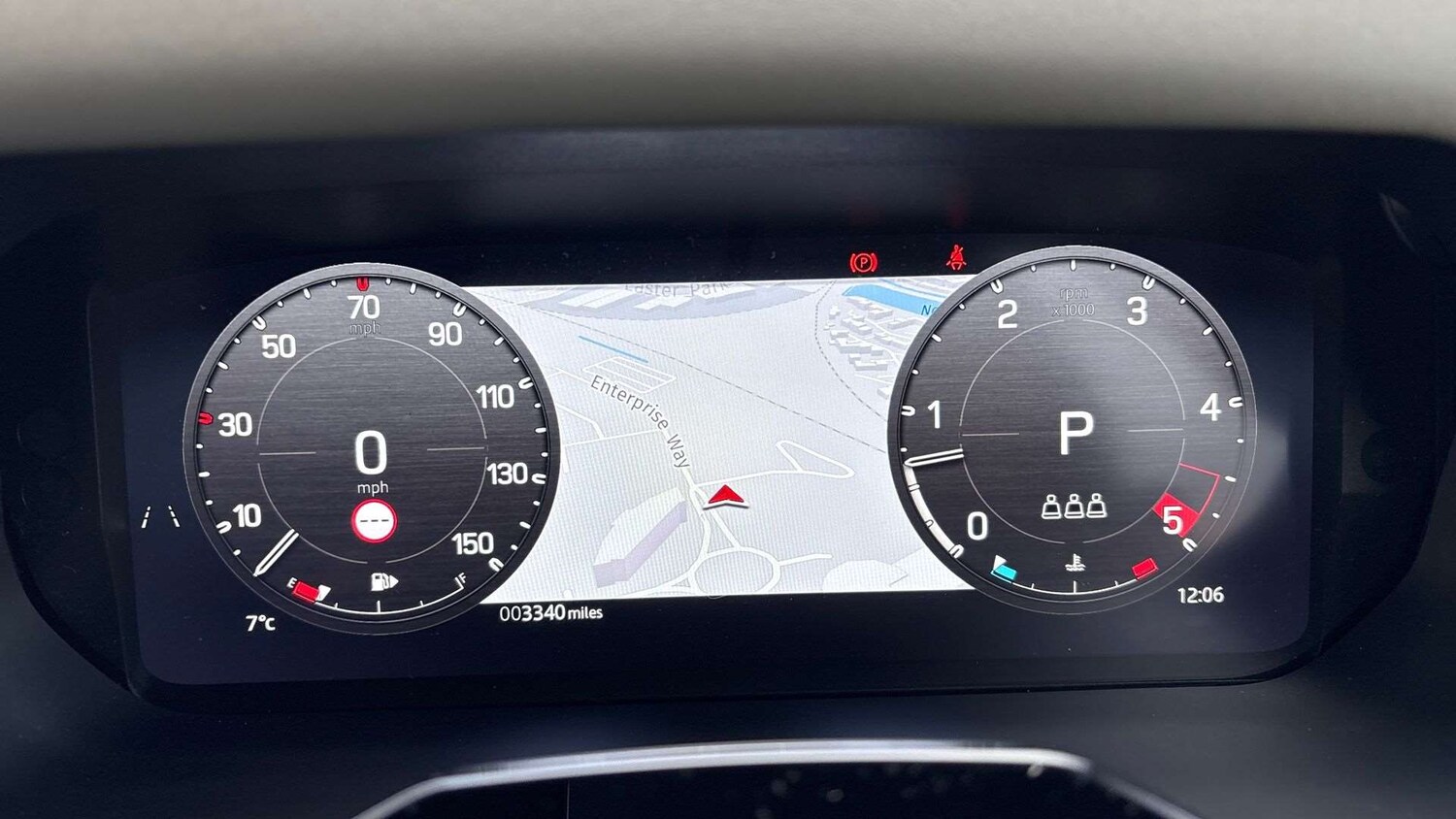 Used Land Rover Defender 2025 for sale - 77397811: Photo 16