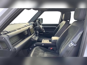 Used Land Rover Defender 2022 for sale - 76488178: Photo