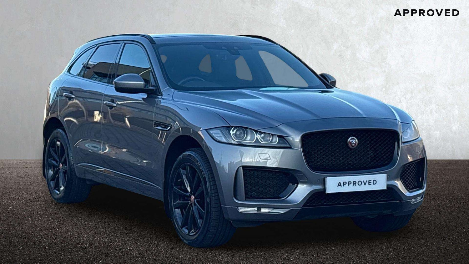 Used Jaguar F-Pace 2019 for sale - 76774331: Photo 1