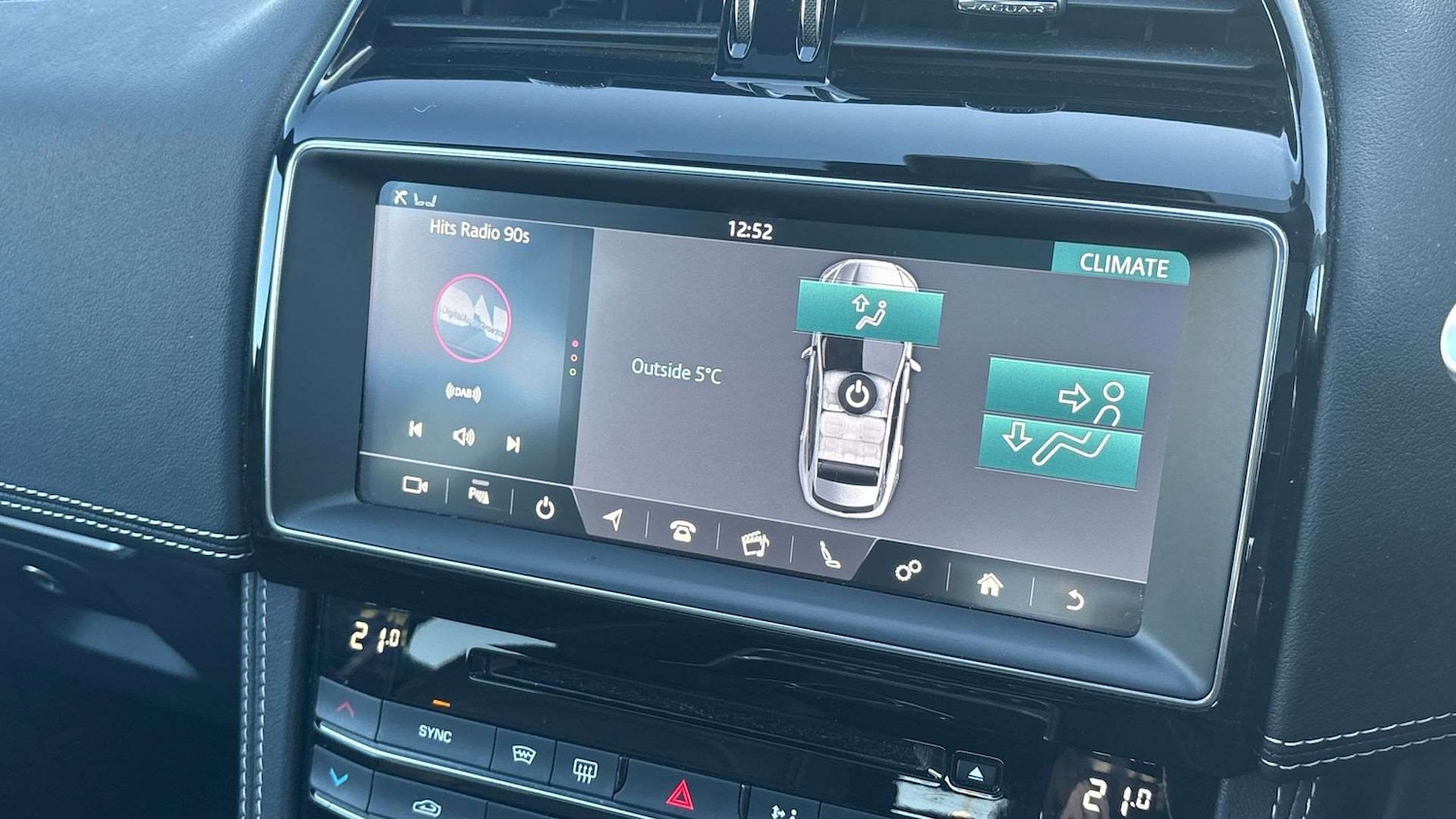 Used Jaguar F-Pace 2019 for sale - 76774331: Photo 32