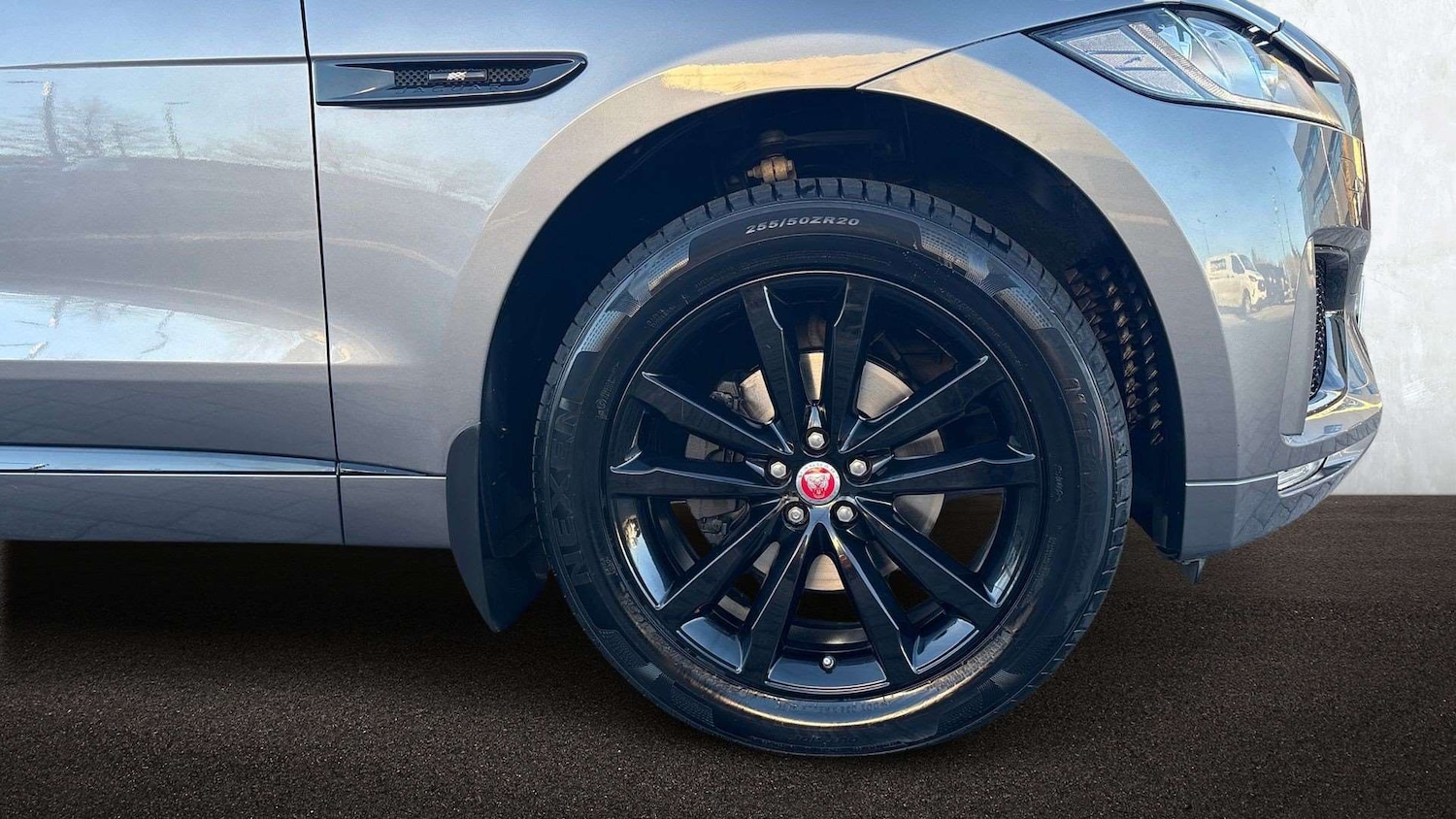 Used Jaguar F-Pace 2019 for sale - 76774331: Photo 8