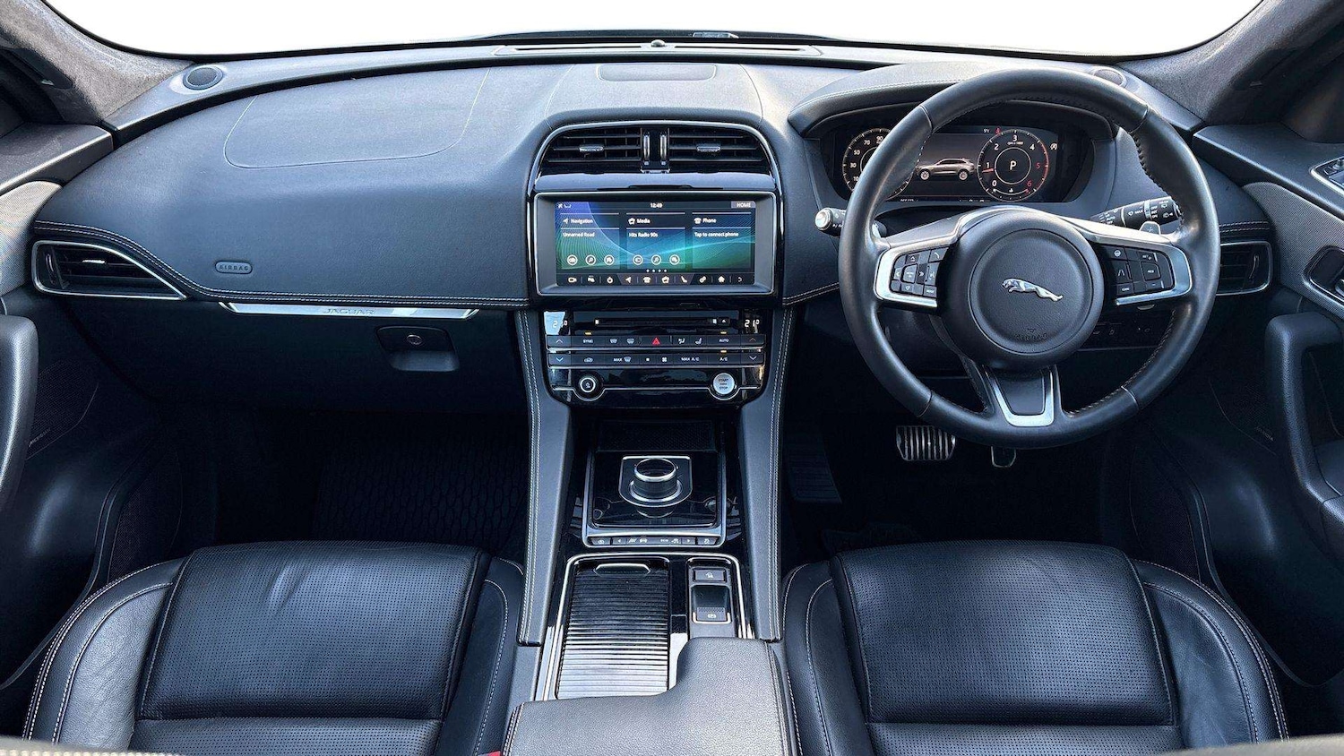 Used Jaguar F-Pace 2019 for sale - 76774331: Photo 9