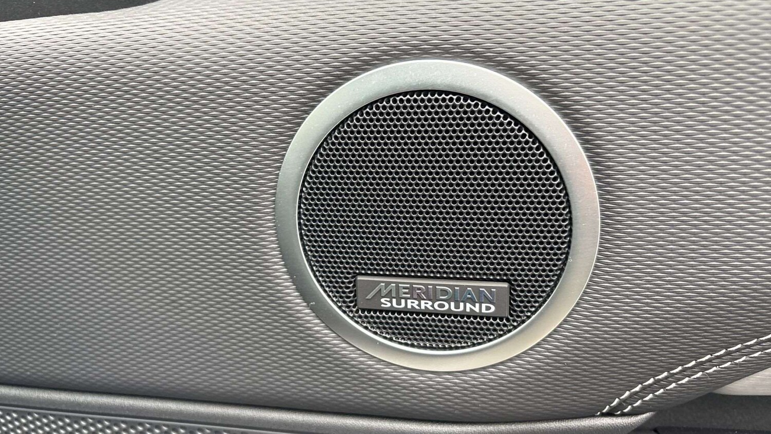 Used Land Rover Discovery 2024 for sale - 76170008: Photo 24