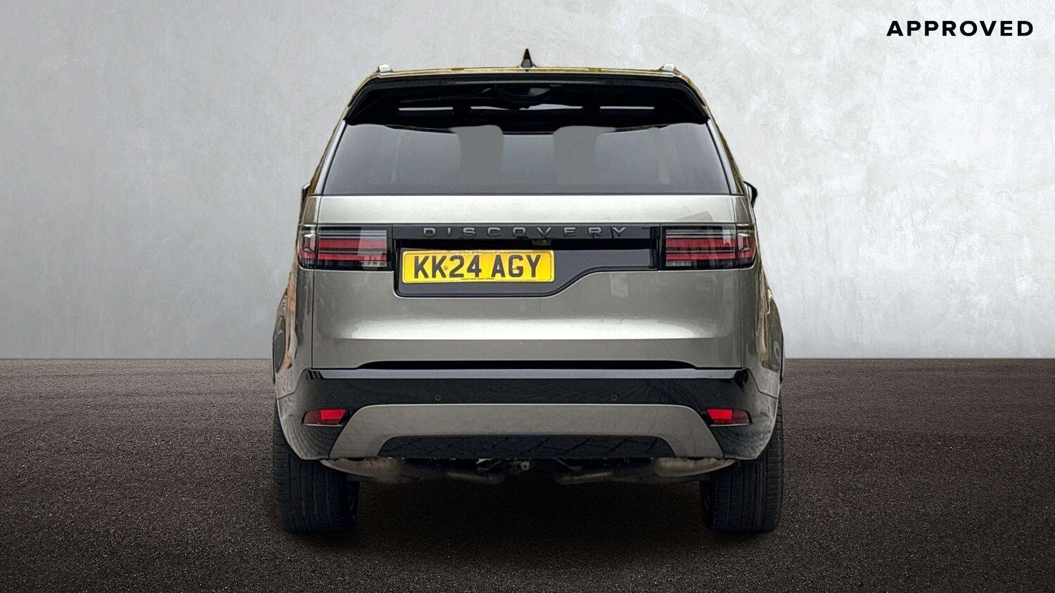 Used Land Rover Discovery 2024 for sale - 76170008: Photo 6