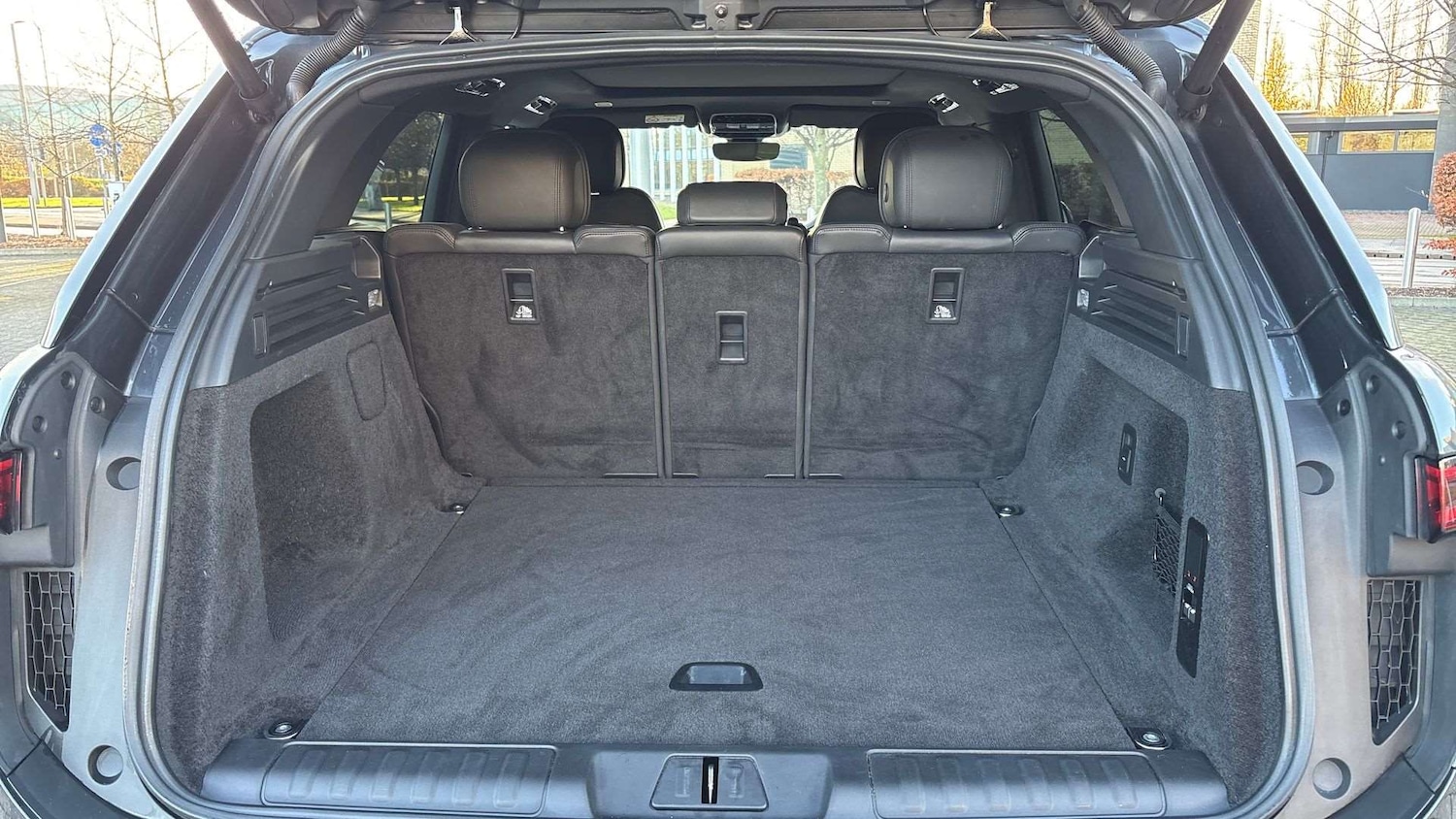 Used Land Rover Range Rover Sport 2023 for sale - 76718207: Photo 10