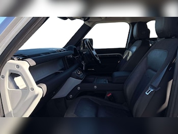 Used Land Rover Defender 2020 for sale - 78639525: Photo