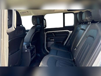 Used Land Rover Defender 2020 for sale - 78639525: Photo