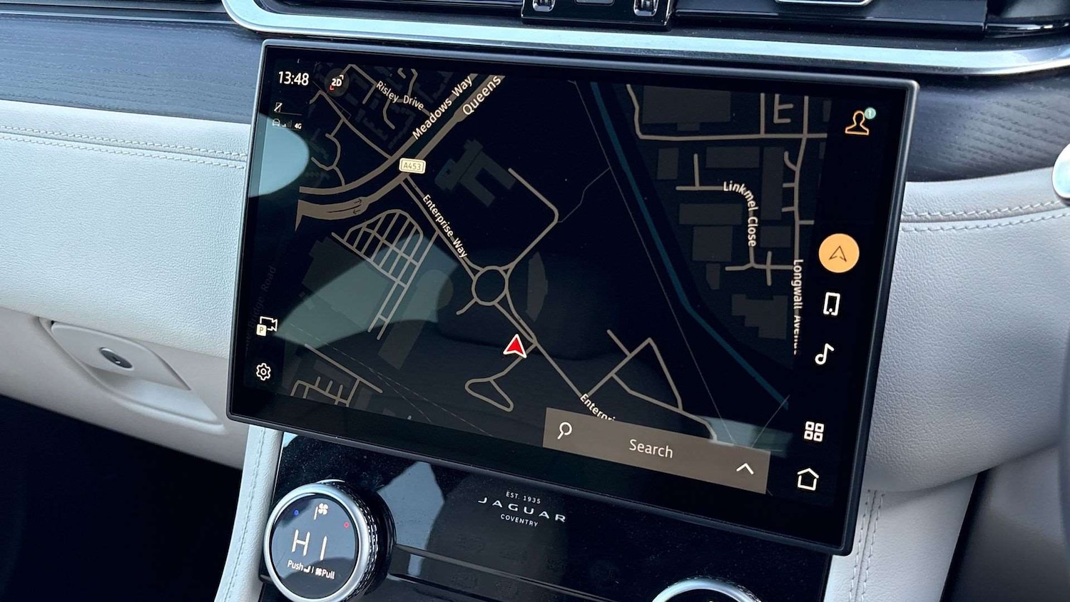 Used Jaguar F-Pace 2024 for sale - 76842832: Photo 11