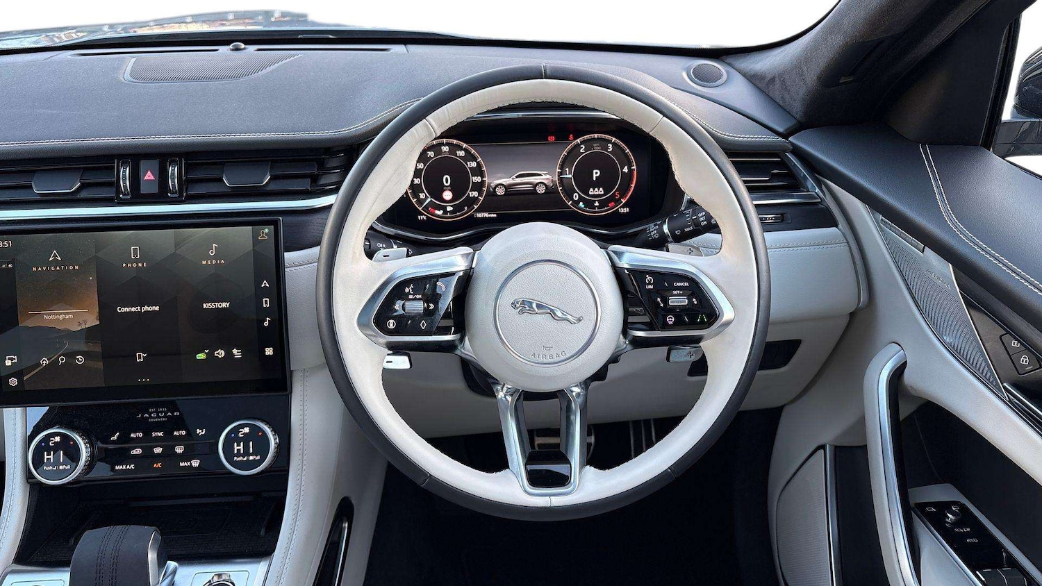 Used Jaguar F-Pace 2024 for sale - 76842832: Photo 15