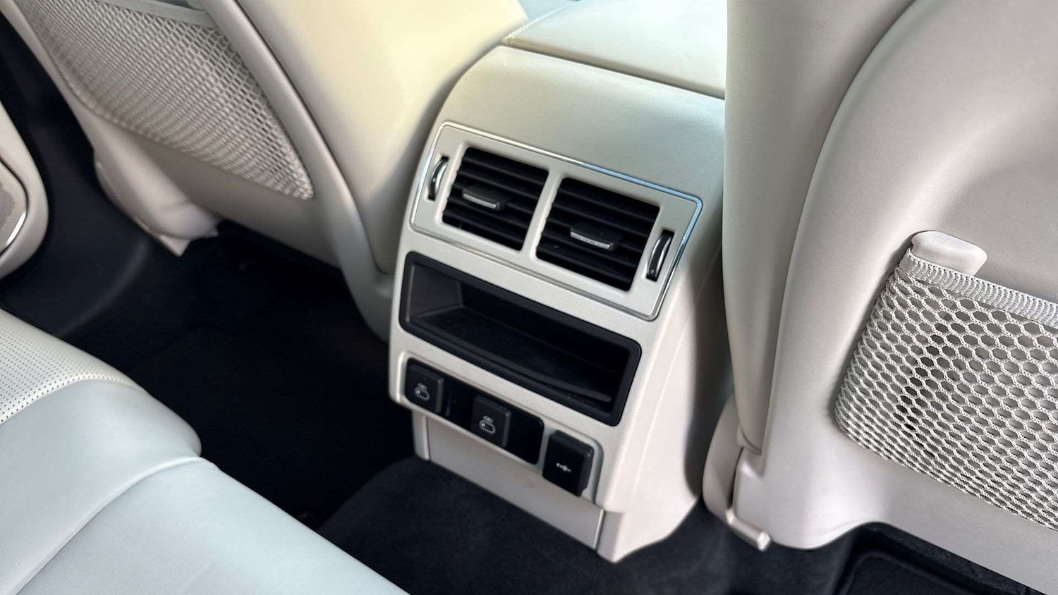 Used Jaguar F-Pace 2024 for sale - 76842832: Photo 18