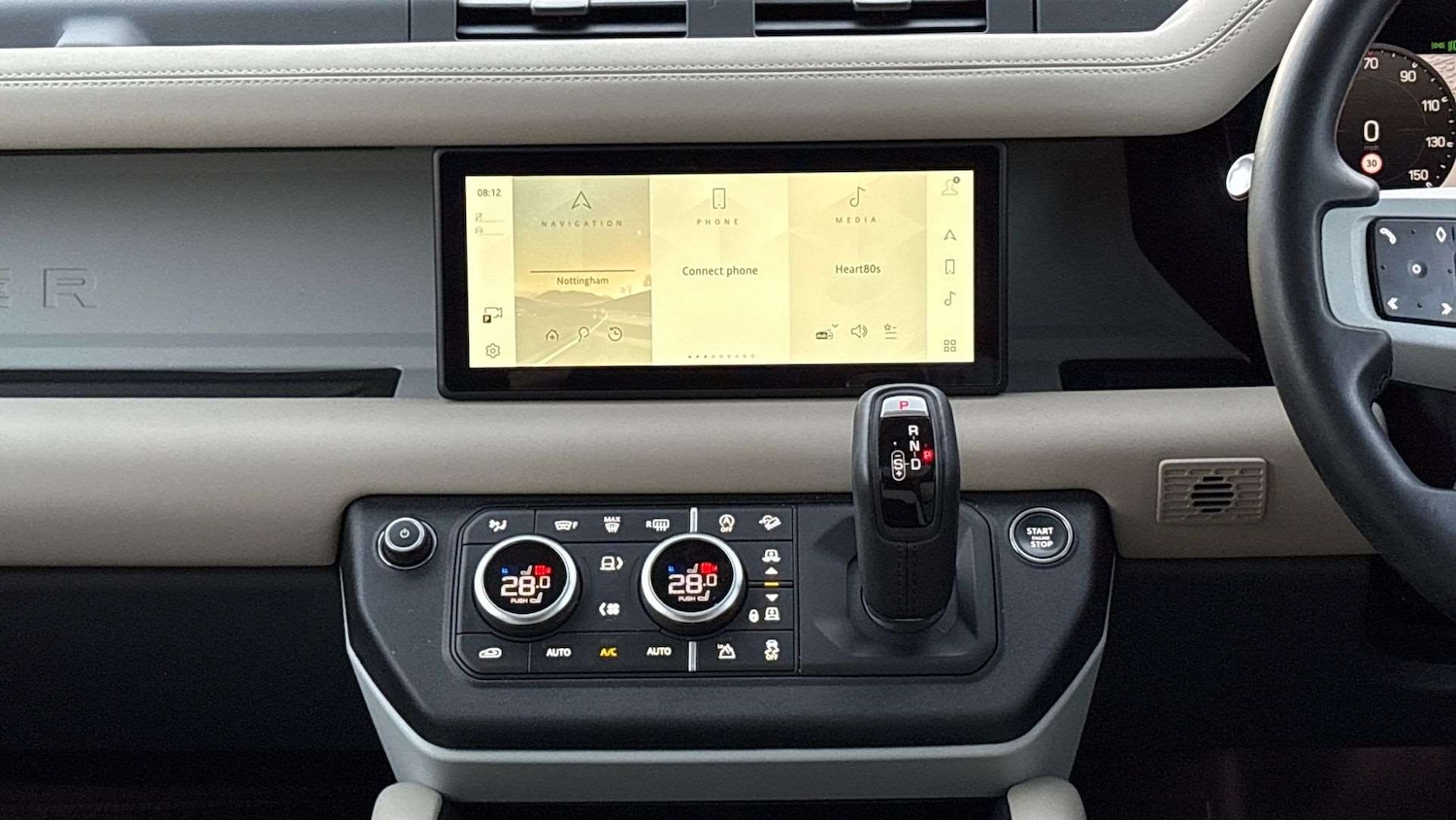 Used Land Rover Defender 2024 for sale - 76718265: Photo 14