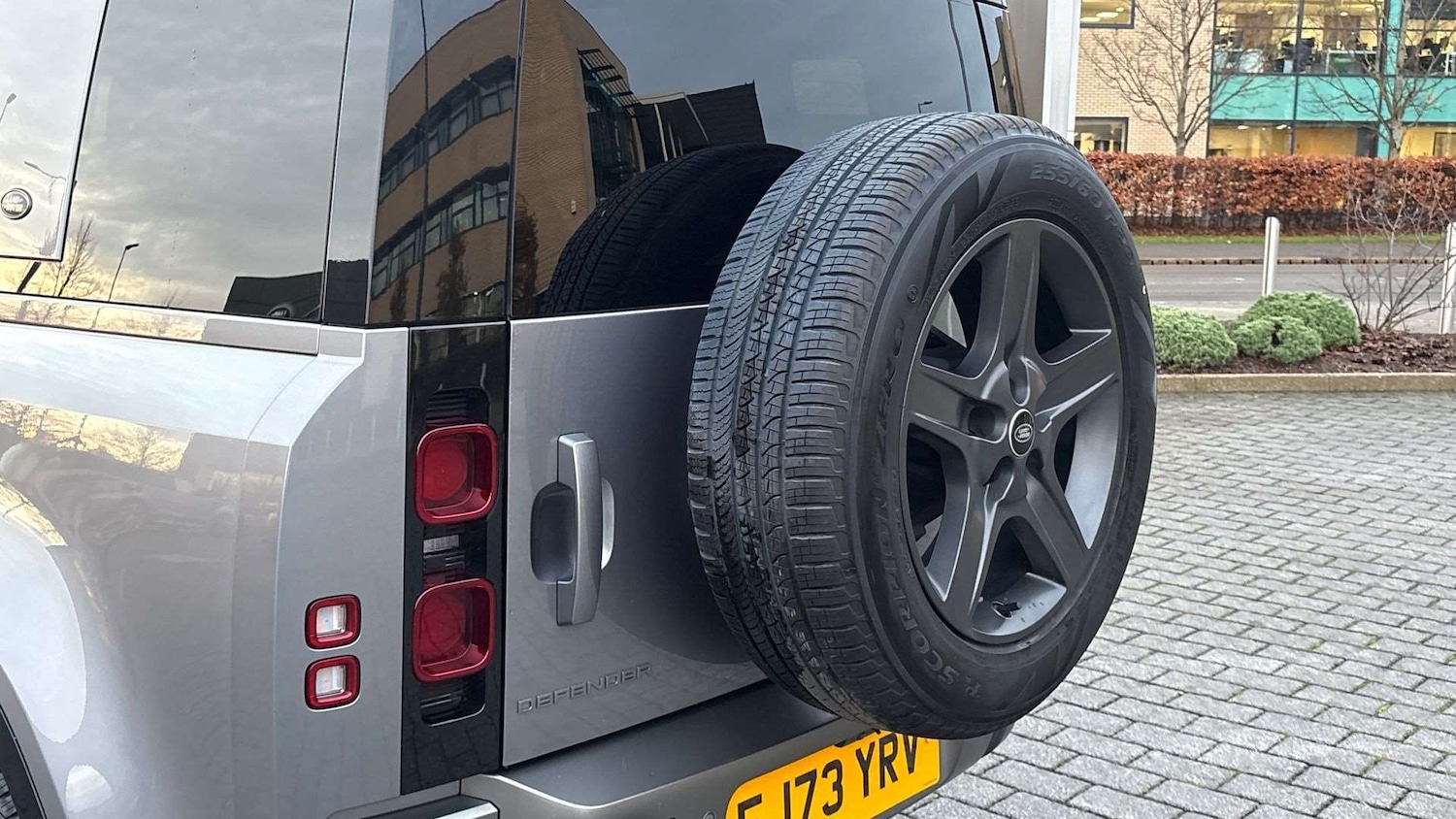 Used Land Rover Defender 2024 for sale - 76718265: Photo 32