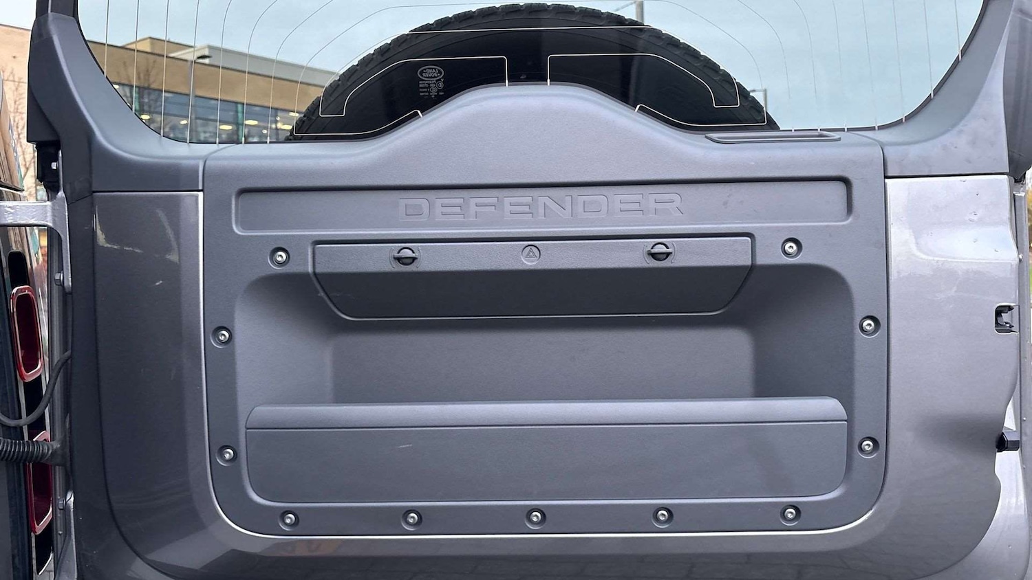 Used Land Rover Defender 2024 for sale - 76718265: Photo 33