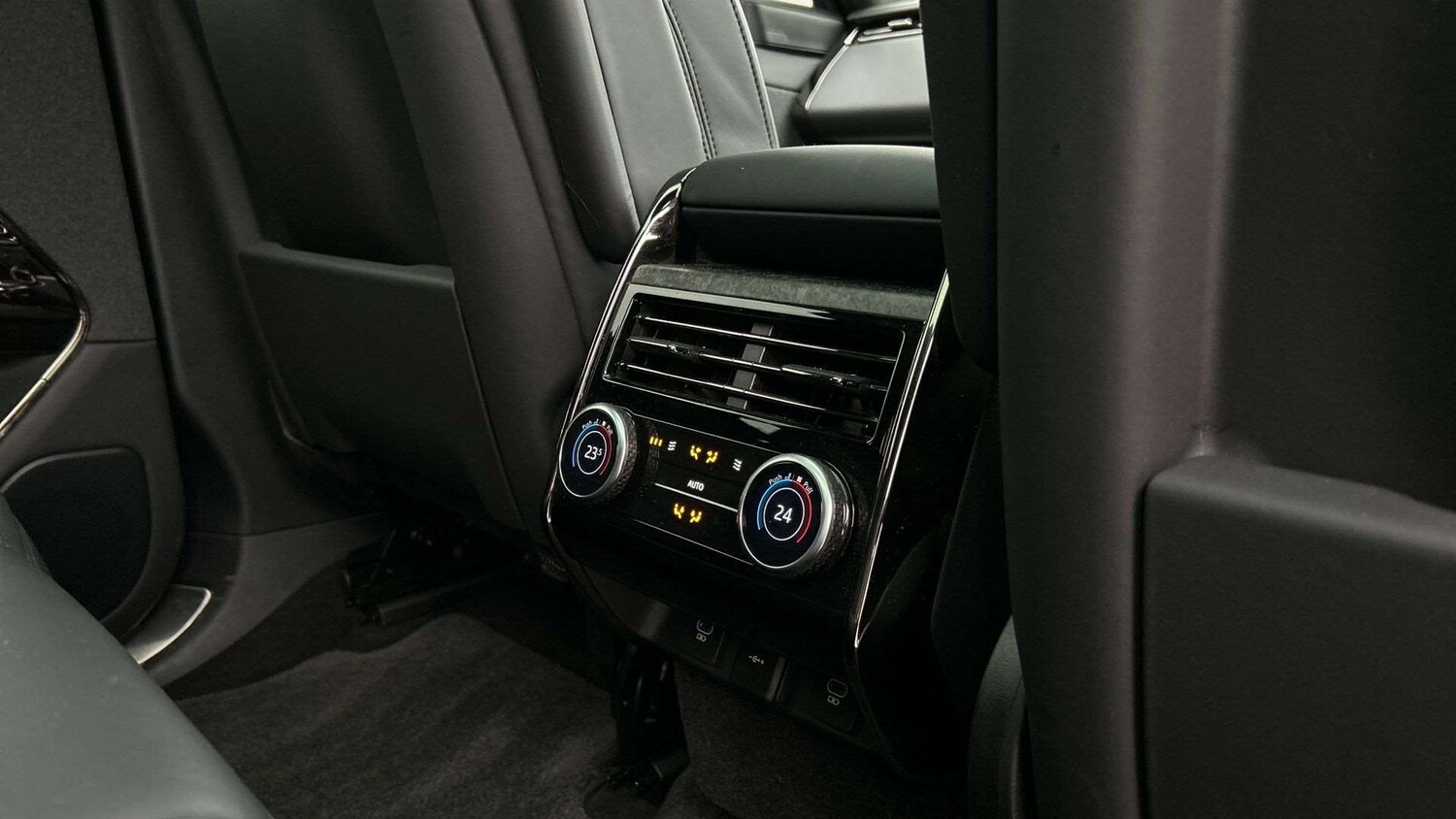 Used Land Rover Range Rover Sport 2024 for sale - 77686631: Photo 18