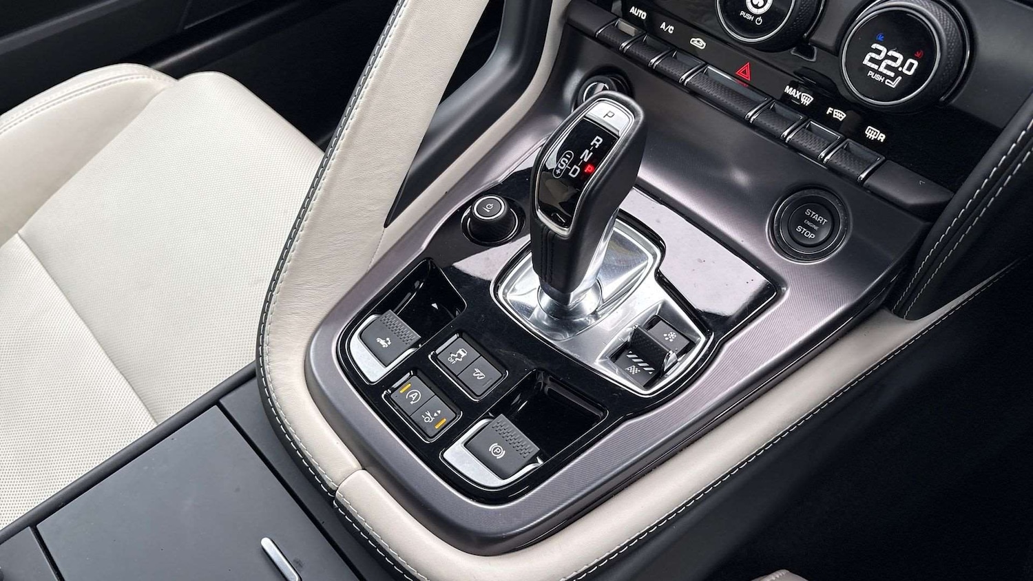 Used Jaguar F-Type 2023 for sale - 76875817: Photo 13