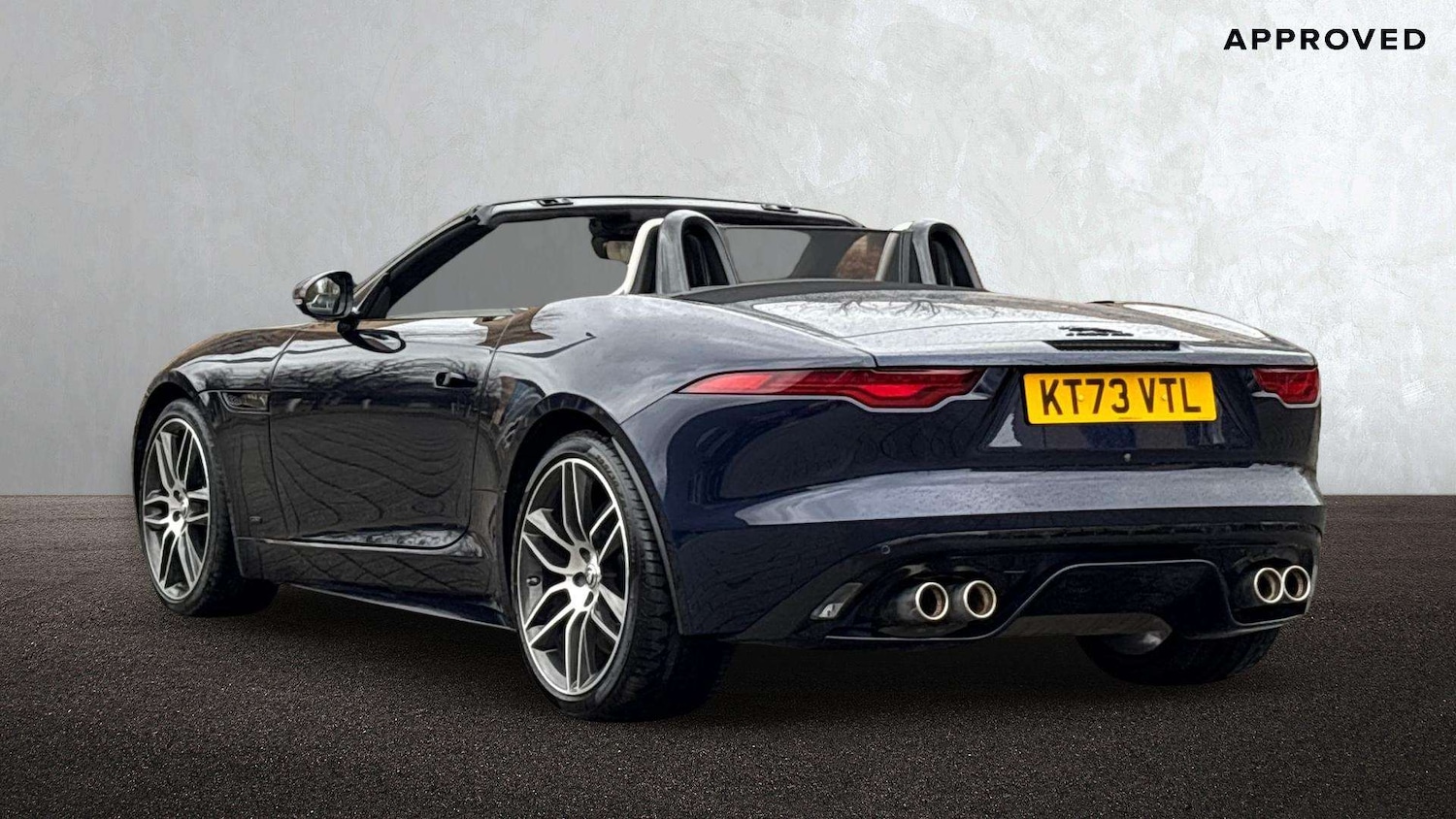 Used Jaguar F-Type for sale - 76875817: Photo 2