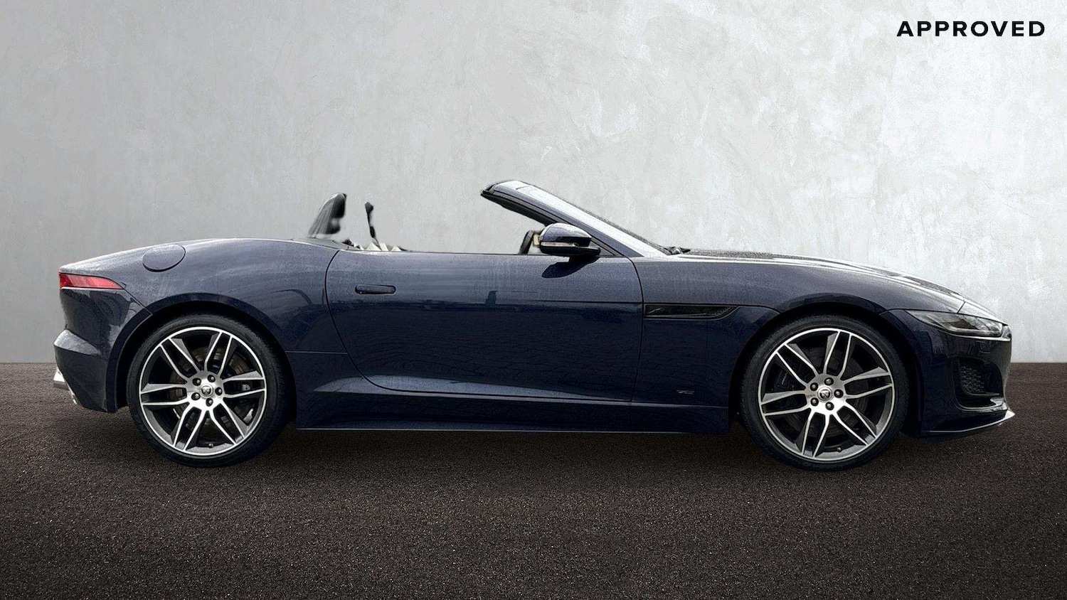 Used Jaguar F-Type for sale - 76875817: Photo 5