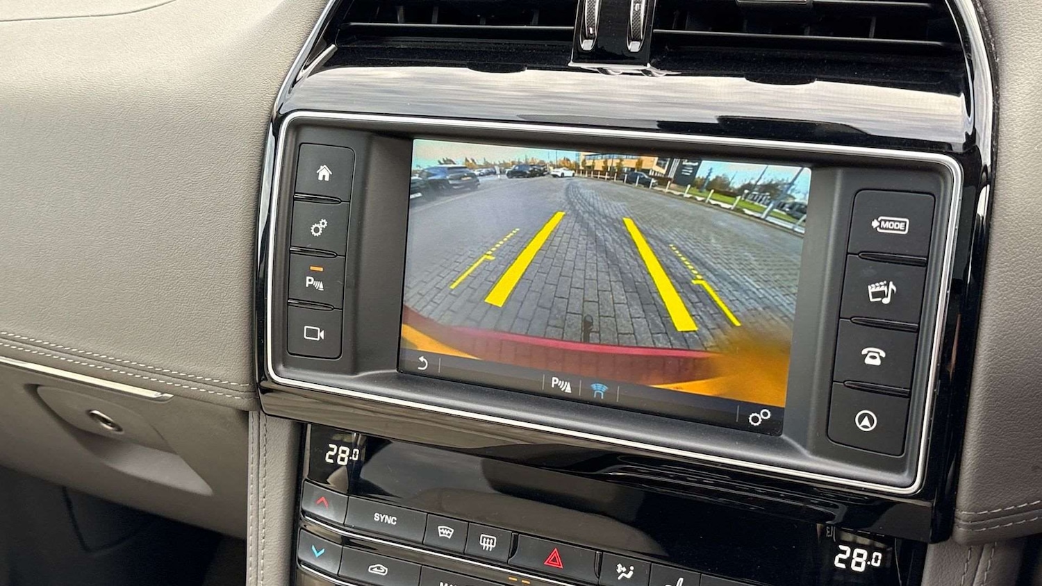 Used Jaguar F-Pace for sale - 76746067: Photo 12