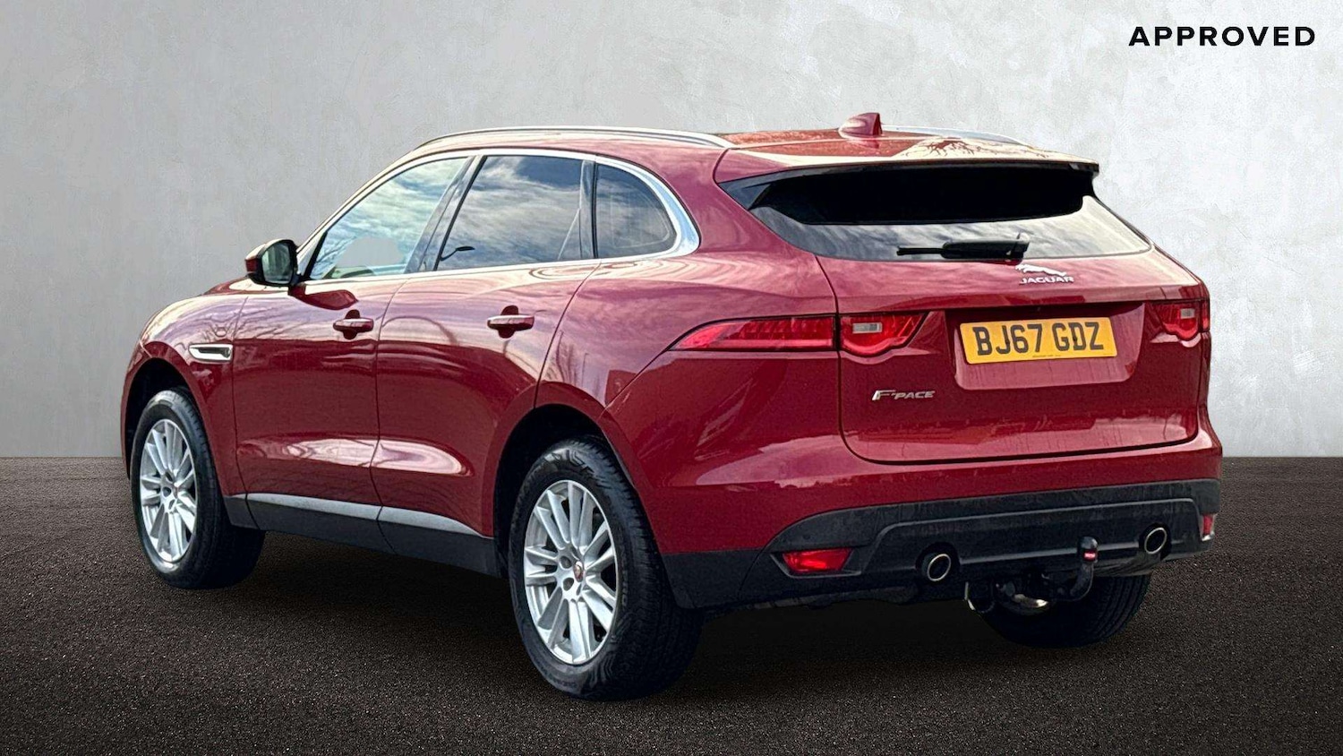 Used Jaguar F-Pace for sale - 76746067: Photo 2