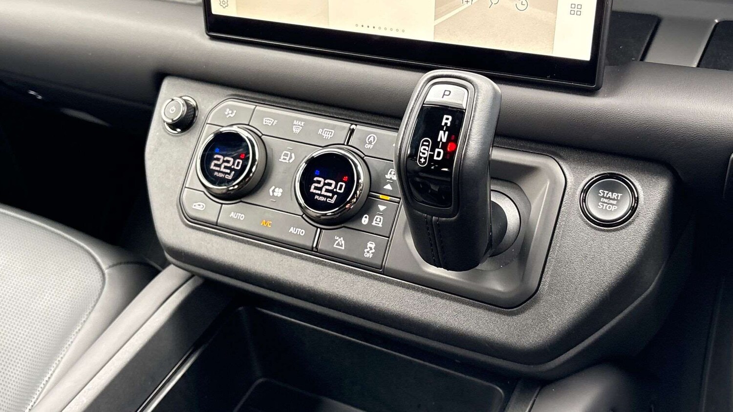 Used Land Rover Defender 2025 for sale - 77972748: Photo 13