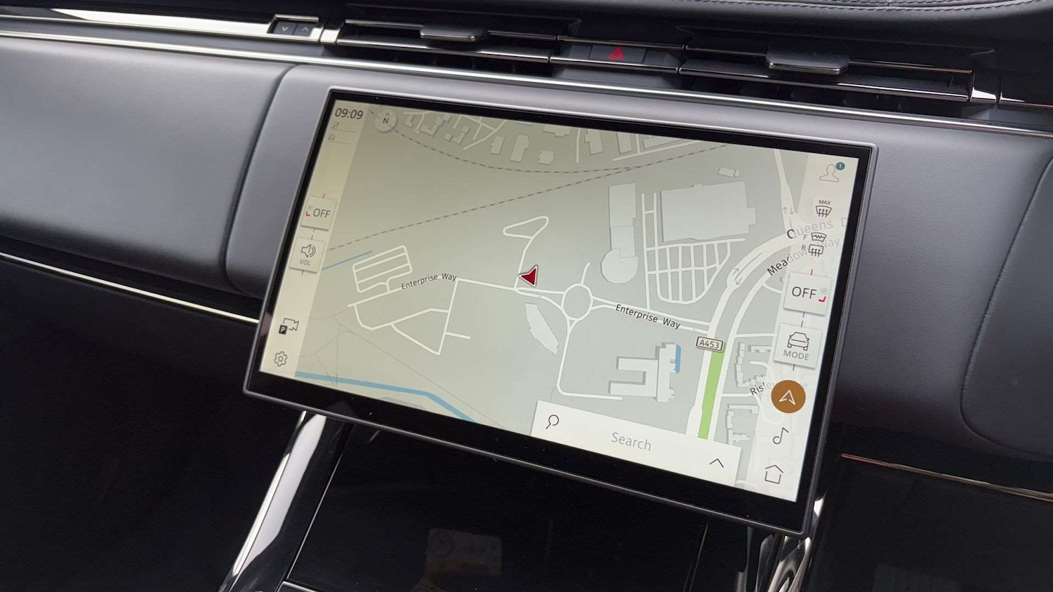 Used Land Rover Range Rover Sport 2024 for sale - 76088110: Photo 11