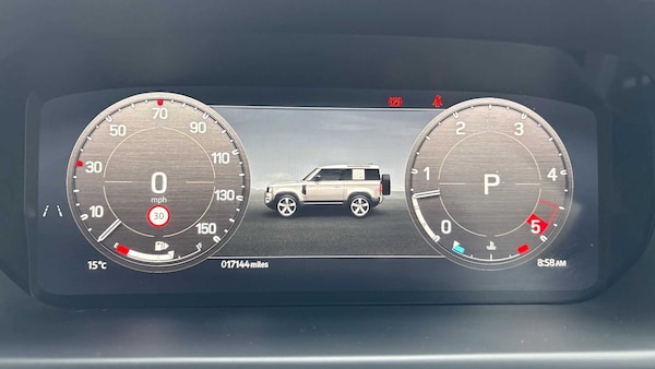 Used Land Rover Defender 90 2023 for sale - 75672870: Photo 16
