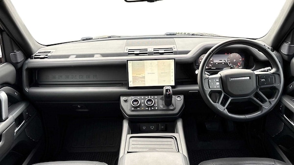 Used Land Rover Defender 90 2023 for sale - 75672870: Photo 9