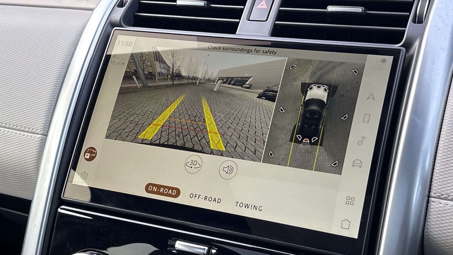 Used Land Rover Discovery 2023 for sale - 77589072: Photo 12