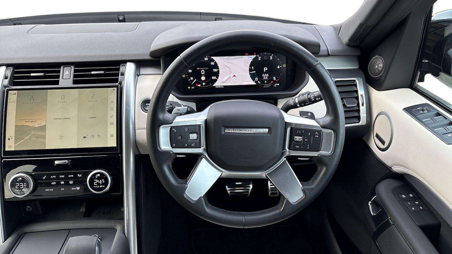 Used Land Rover Discovery 2023 for sale - 77589072: Photo 15