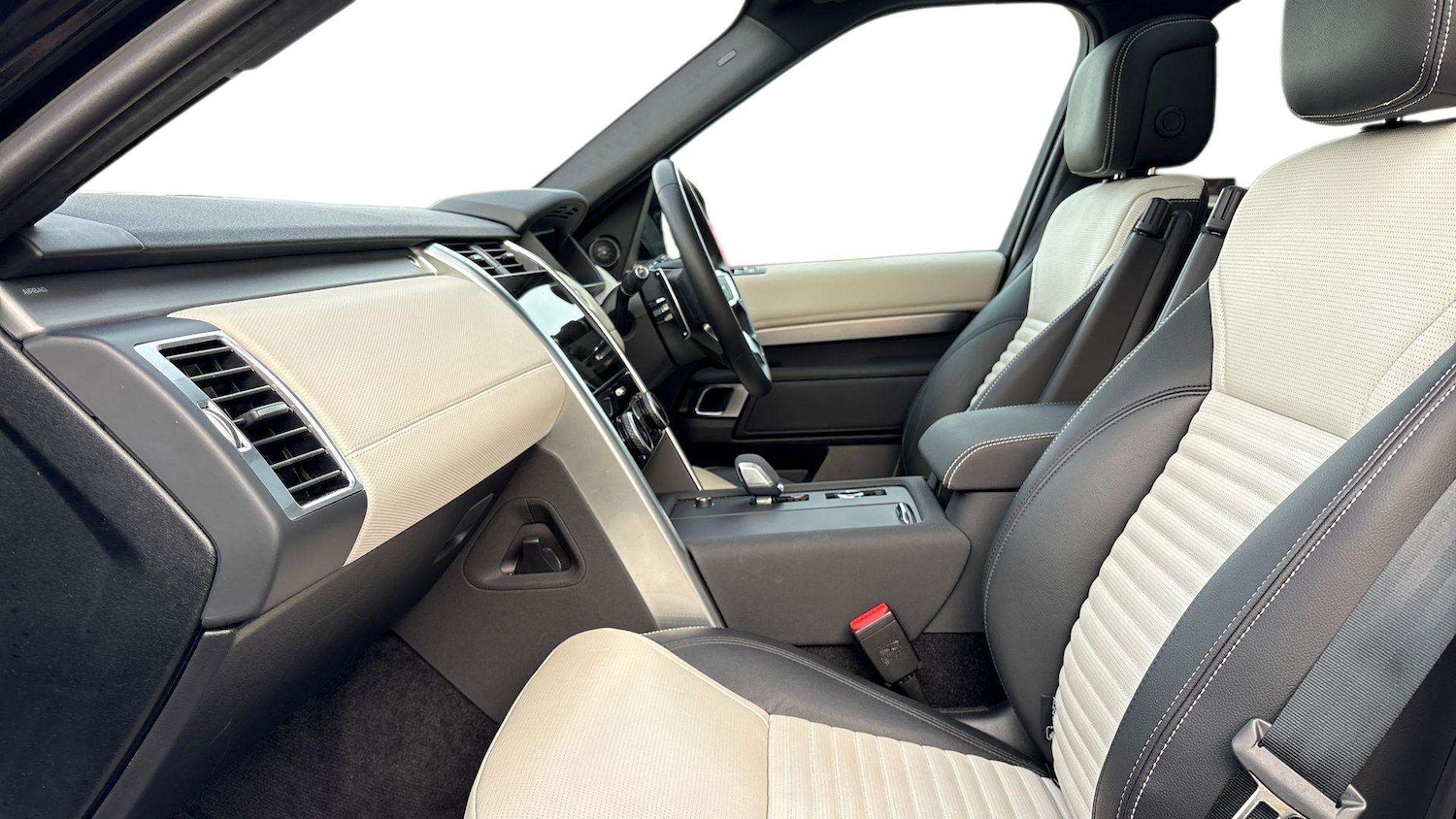 Used Land Rover Discovery 2023 for sale - 77589072: Photo 3