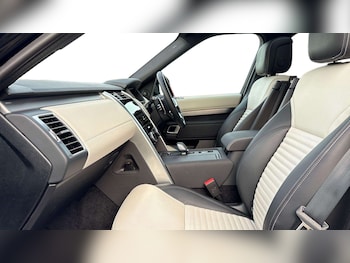 Used Land Rover Discovery 2023 for sale - 77589072: Photo