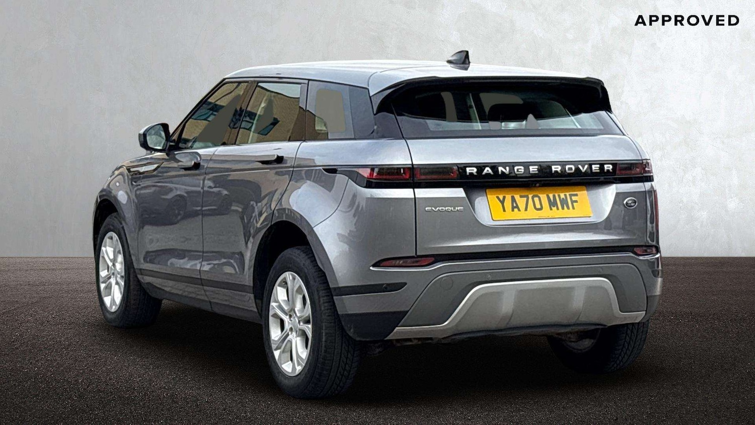 Used Land Rover Range Rover Evoque 2021 for sale - 76100600: Photo 2
