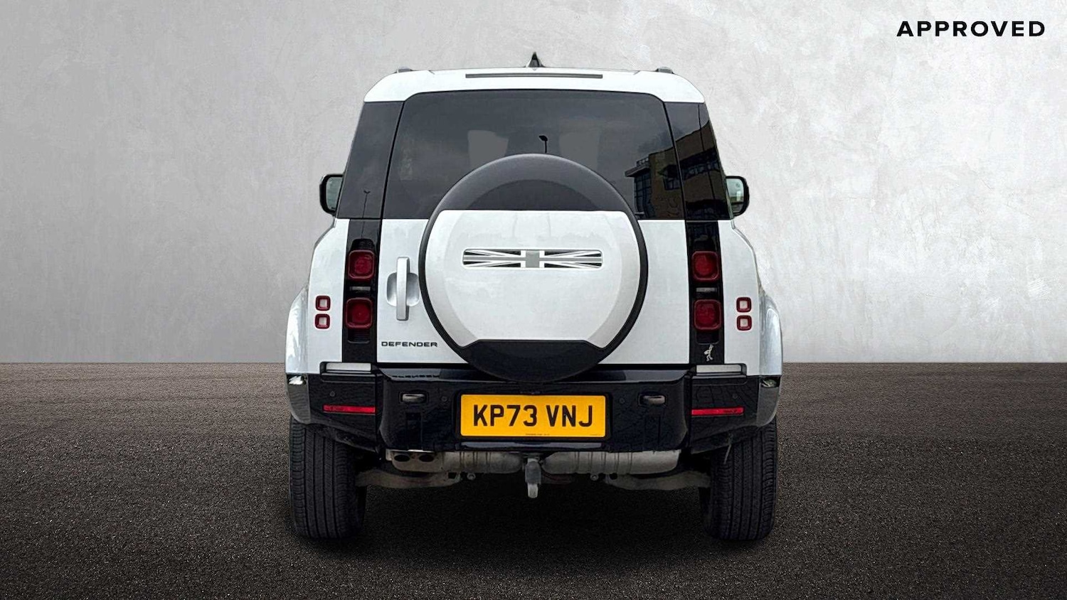 Used Land Rover Defender 2023 for sale - 76610712: Photo 6