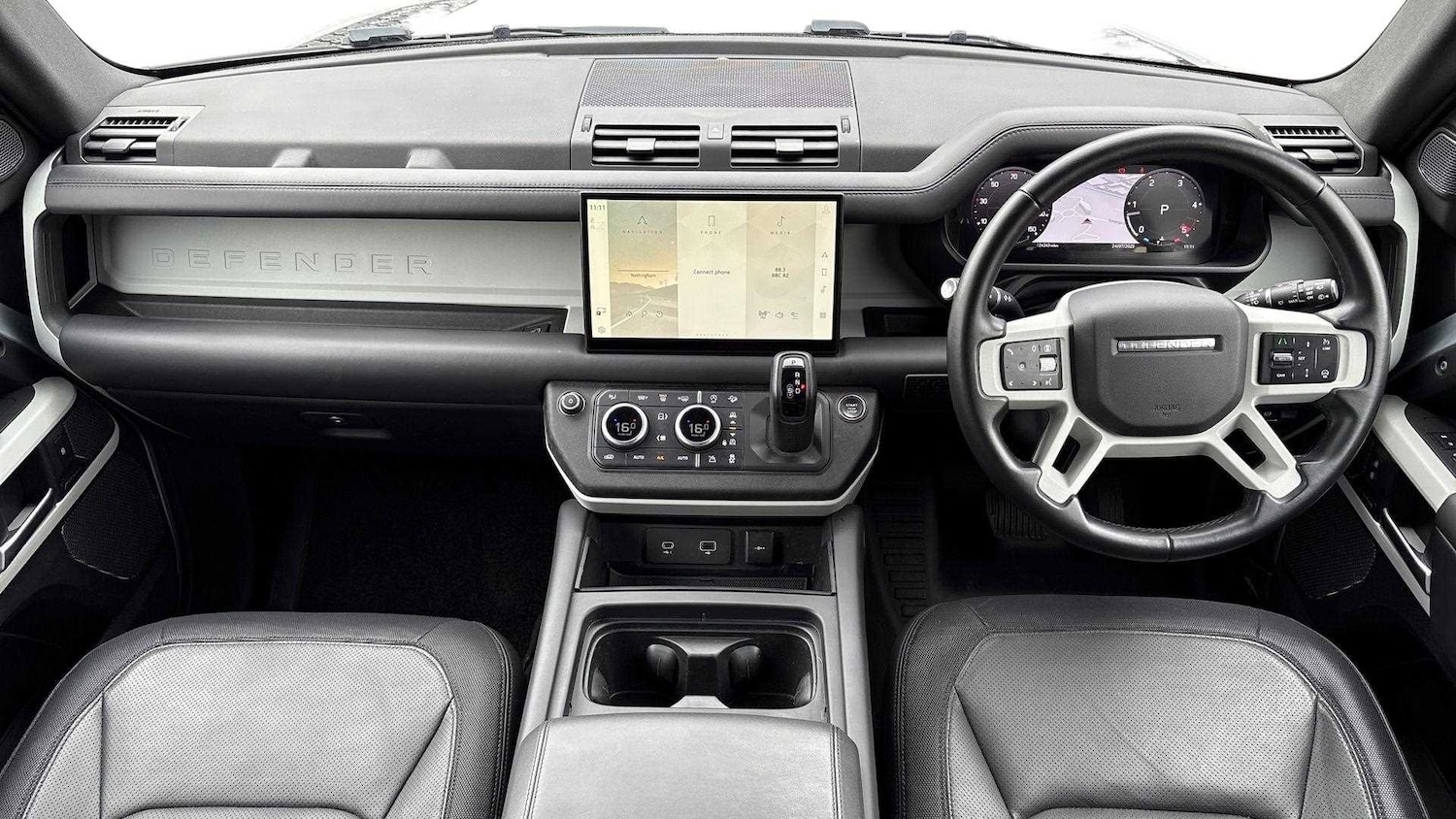 Used Land Rover Defender 2023 for sale - 76610712: Photo 9