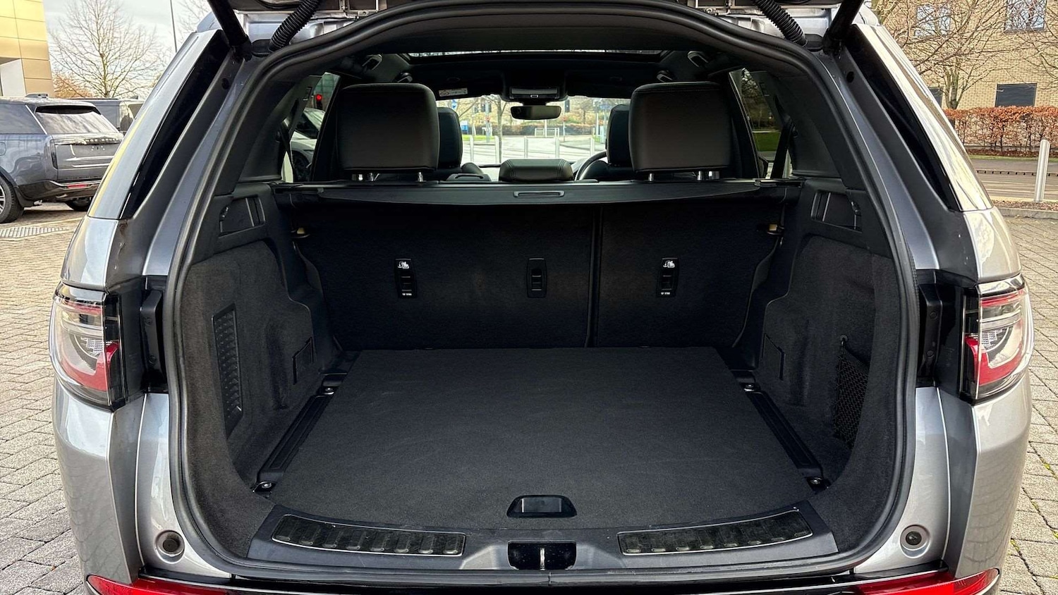 Used Land Rover Discovery Sport 2022 for sale - 76761108: Photo 10