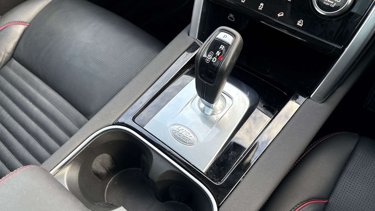 Used Land Rover Discovery Sport 2022 for sale - 76761108: Photo 13