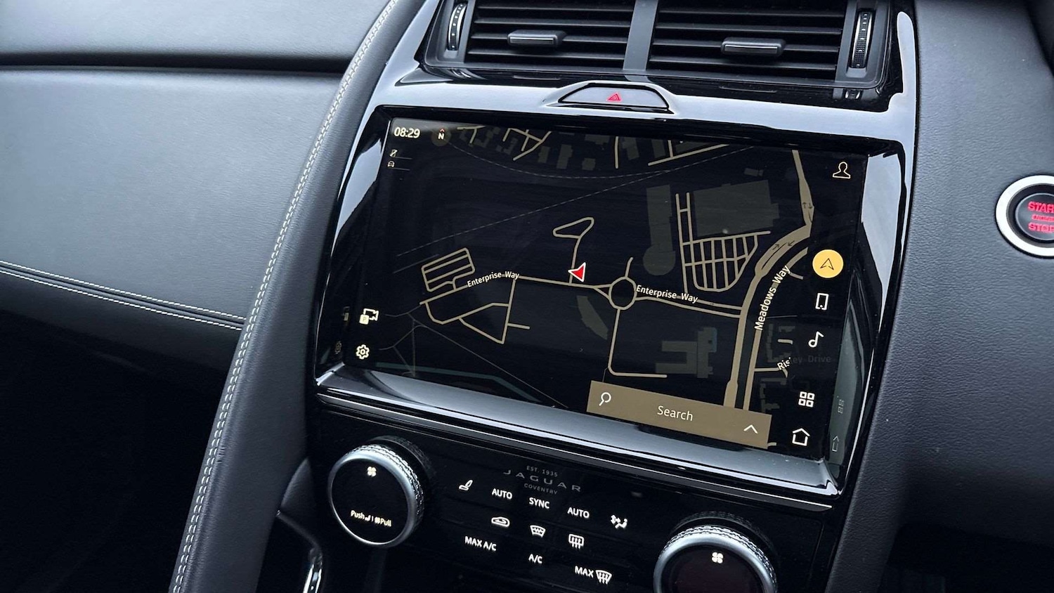 Used Jaguar E-Pace 2024 for sale - 76929017: Photo 11