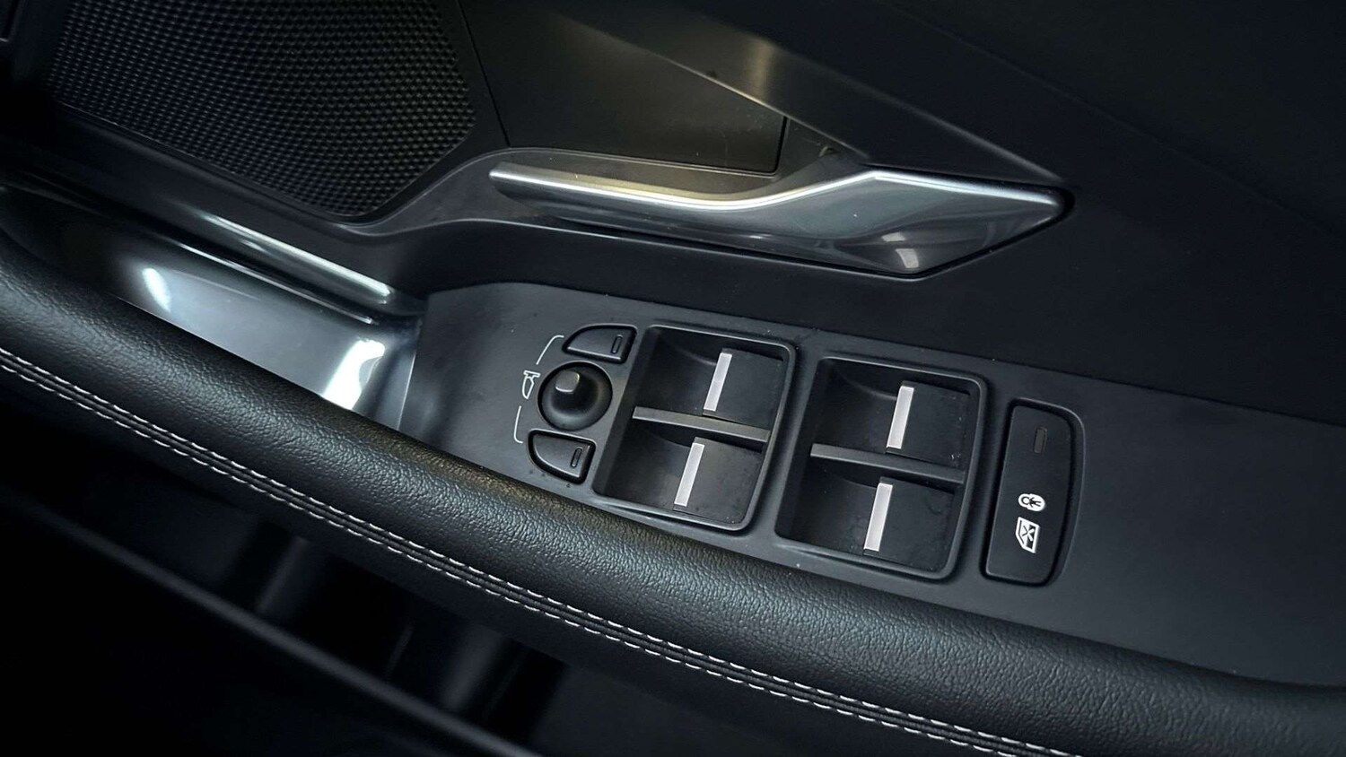 Used Jaguar E-Pace 2024 for sale - 76929017: Photo 25