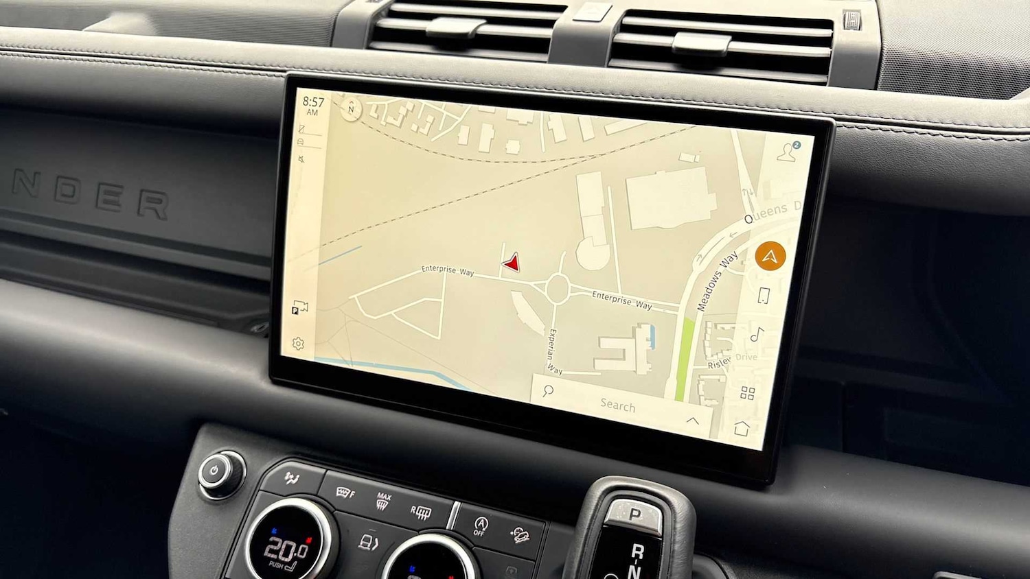 Used Land Rover Defender 2023 for sale - 76610497: Photo 11