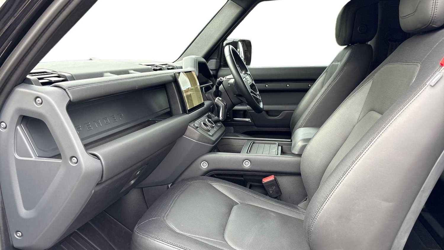 Used Land Rover Defender 2023 for sale - 76610497: Photo 3