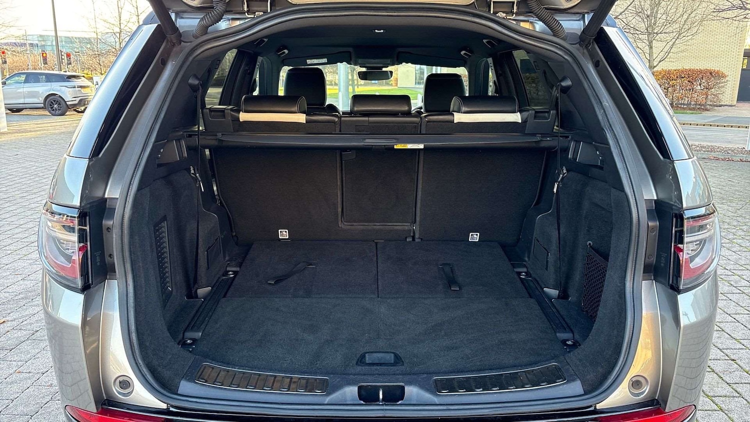 Used Land Rover Discovery Sport 2021 for sale - 76718301: Photo 10