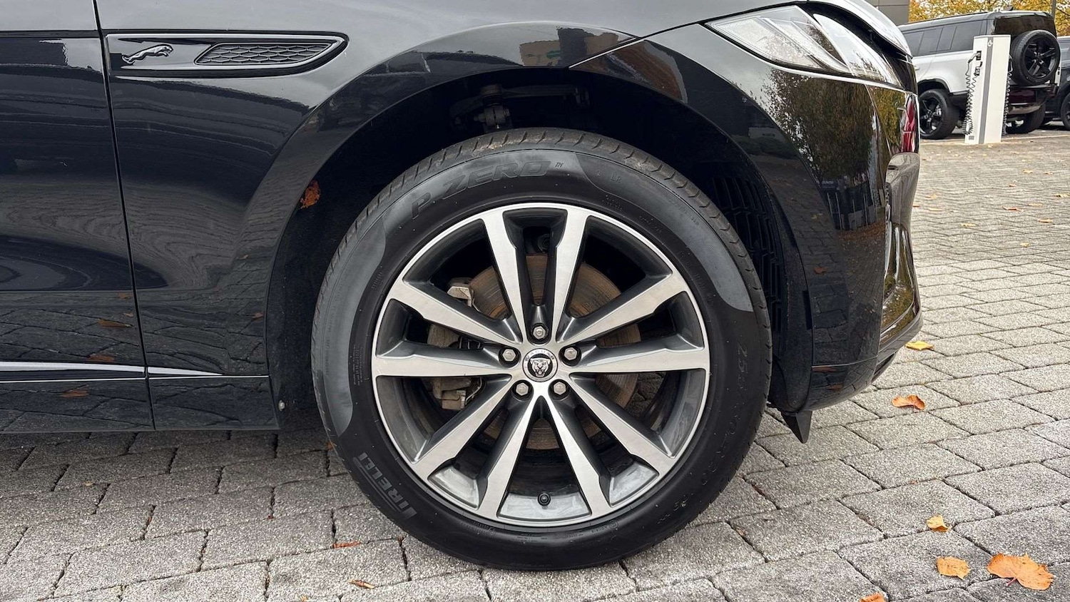 Used Jaguar F-Pace 2023 for sale - 77011208: Photo 8