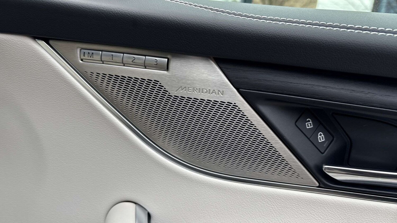 Used Jaguar F-Pace for sale - 78129676: Photo 24