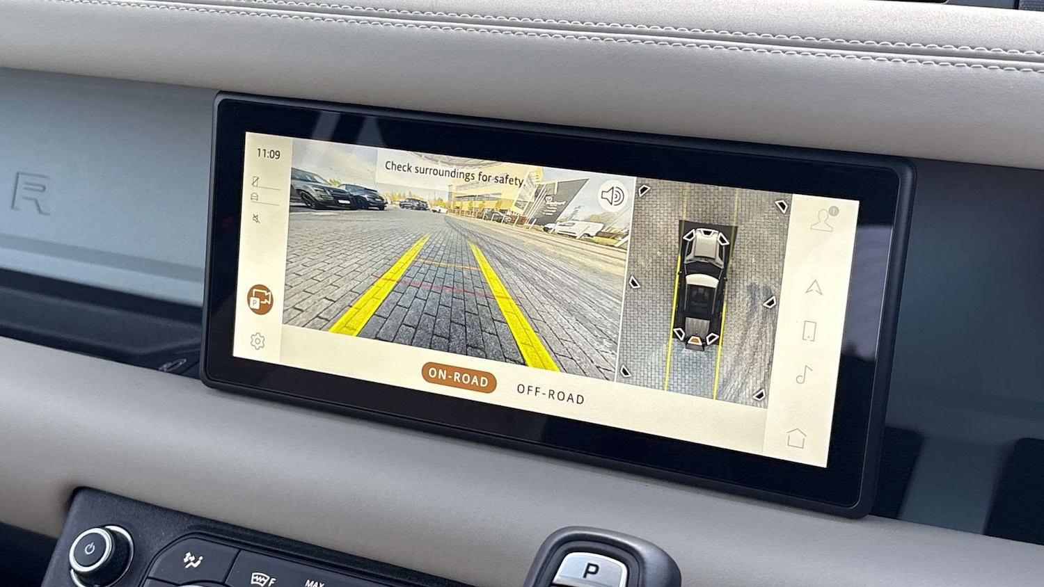 Used Land Rover Defender 2023 for sale - 76718249: Photo 12